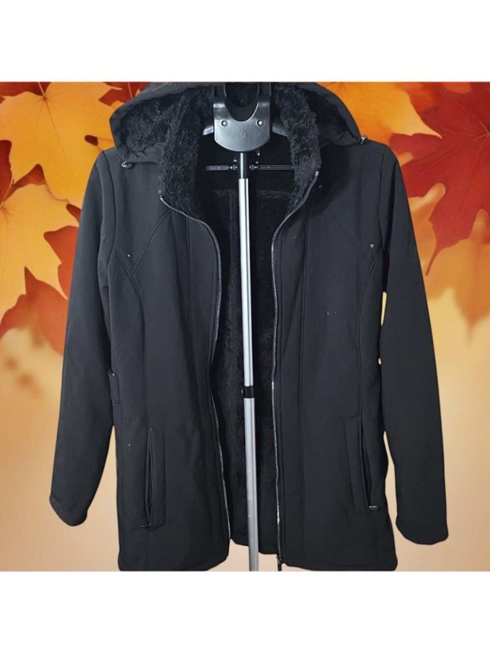 Women's Full Zip Hooded Winter Jacket - Picture 3 of 10